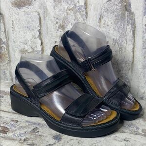 Naot Women’s Leather Sandals